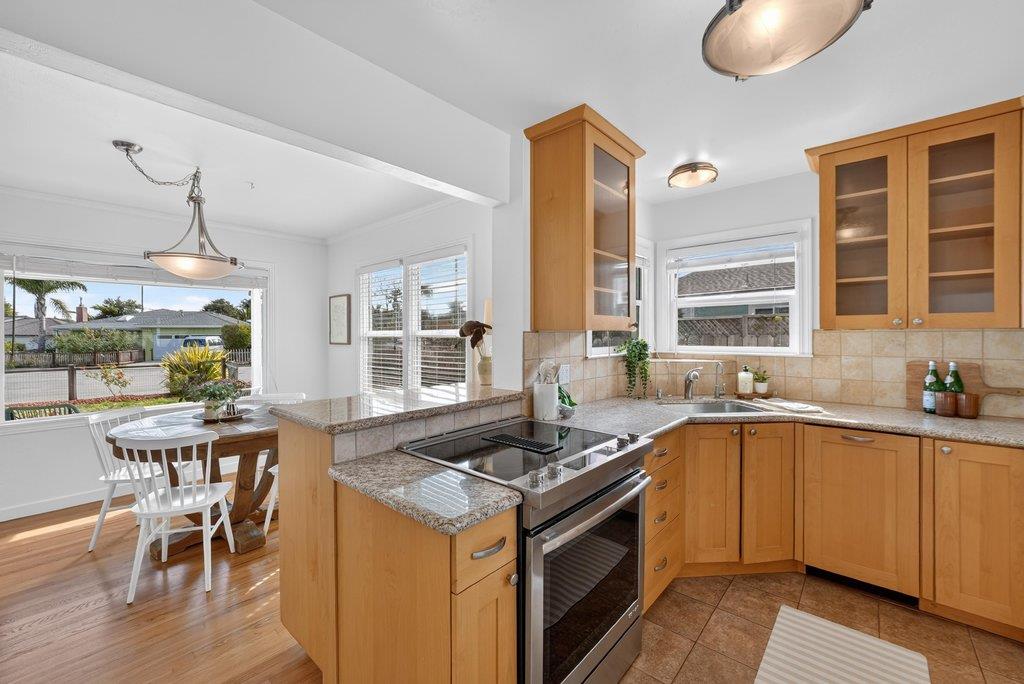 4235 Bain Avenue, SantaCruz, CA 95062