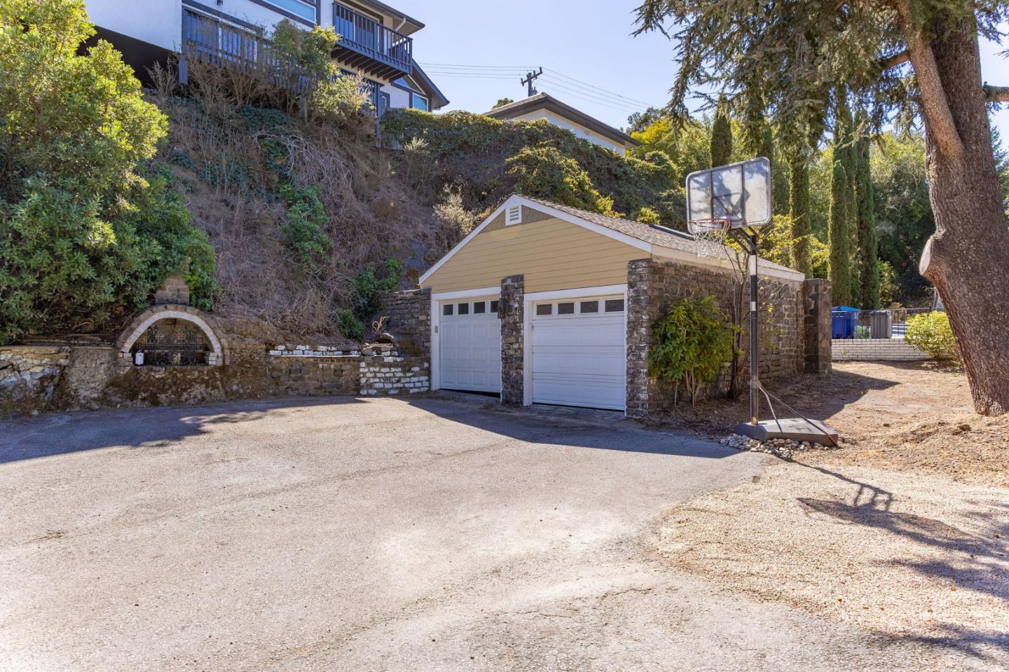 1172 Millbrae Avenue, Millbrae, CA 94030