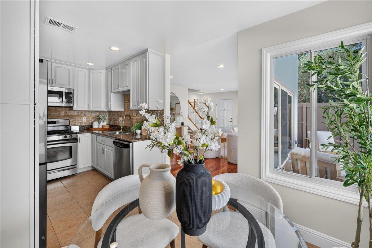 8130 Park Villa Circle, Cupertino, CA 95014