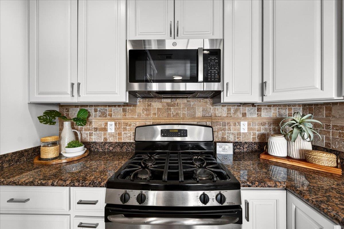 8130 Park Villa Circle, Cupertino, CA 95014