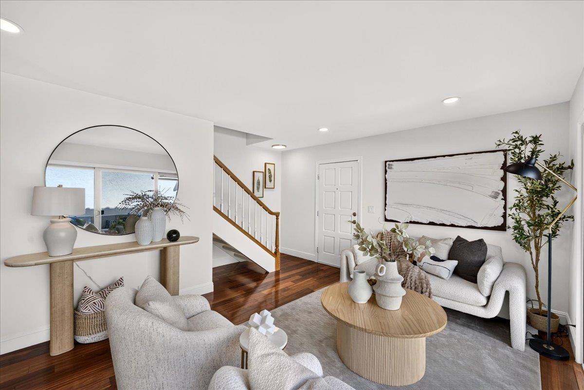 8130 Park Villa Circle, Cupertino, CA 95014