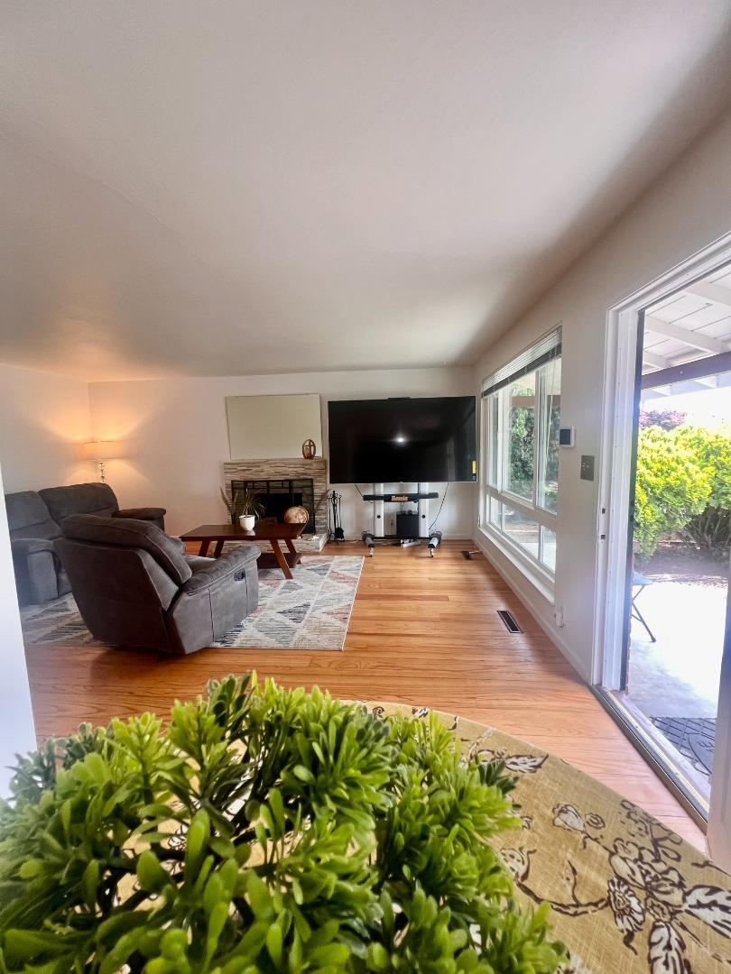 16158 Via Walter, SanLorenzo, CA 94580