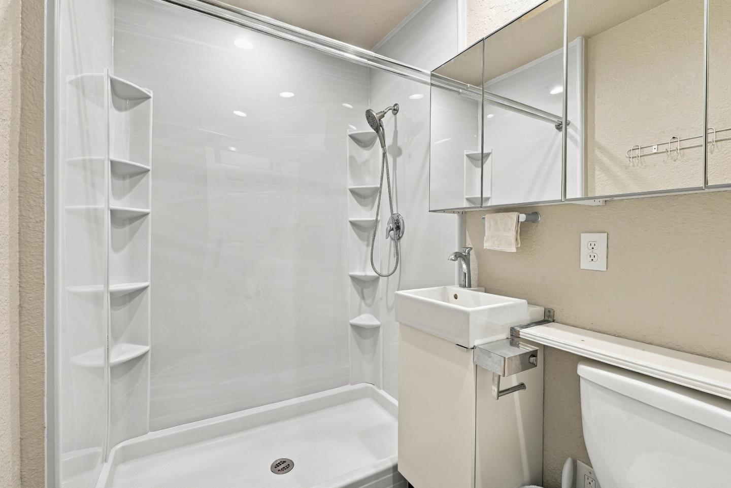 419 El Cajon Drive, SanJose, CA 95111