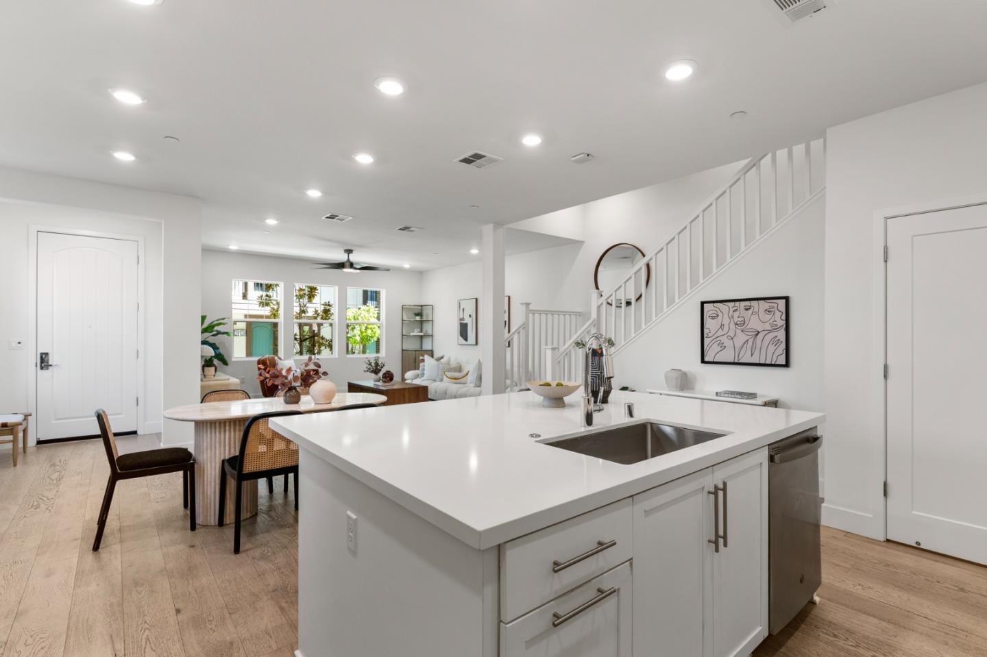 33109 Via Vicenza, SanRamon, CA 94583
