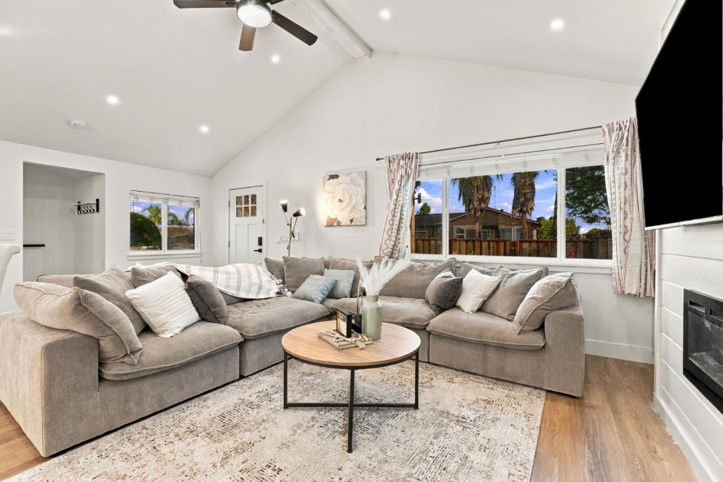 70 Chester Avenue, SanMartin, CA 95046