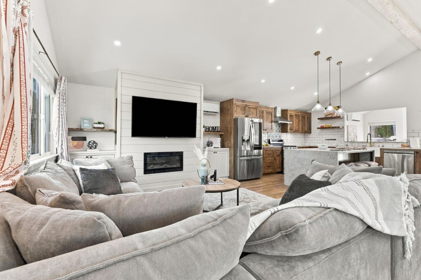 70 Chester Avenue, SanMartin, CA 95046