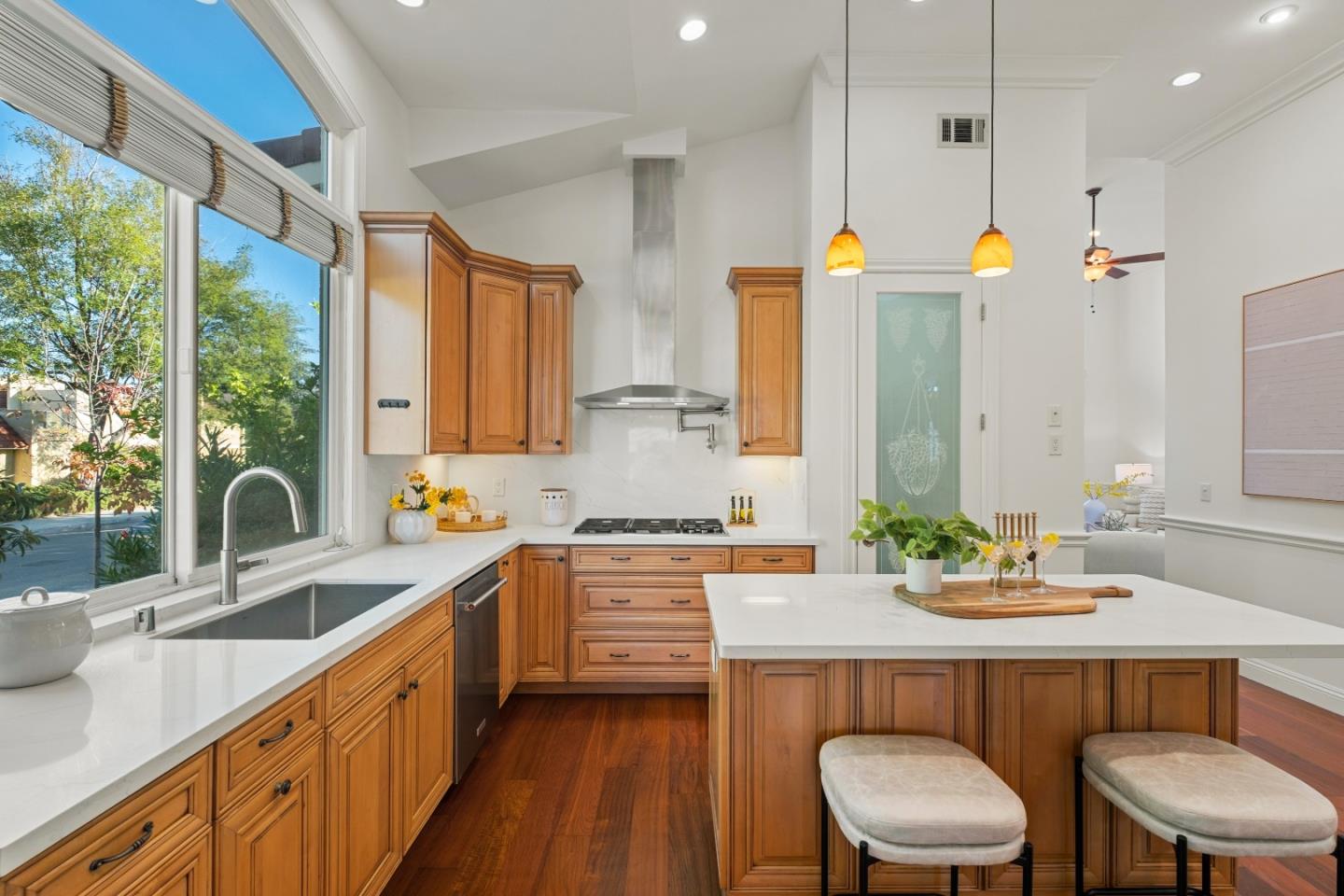 7408 Stanford Place, Cupertino, CA 95014