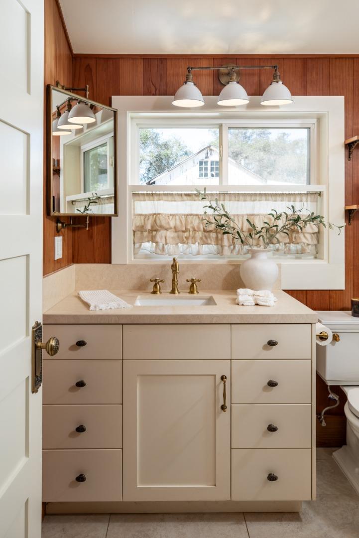 5752 Freedom Boulevard, Aptos, CA 95003
