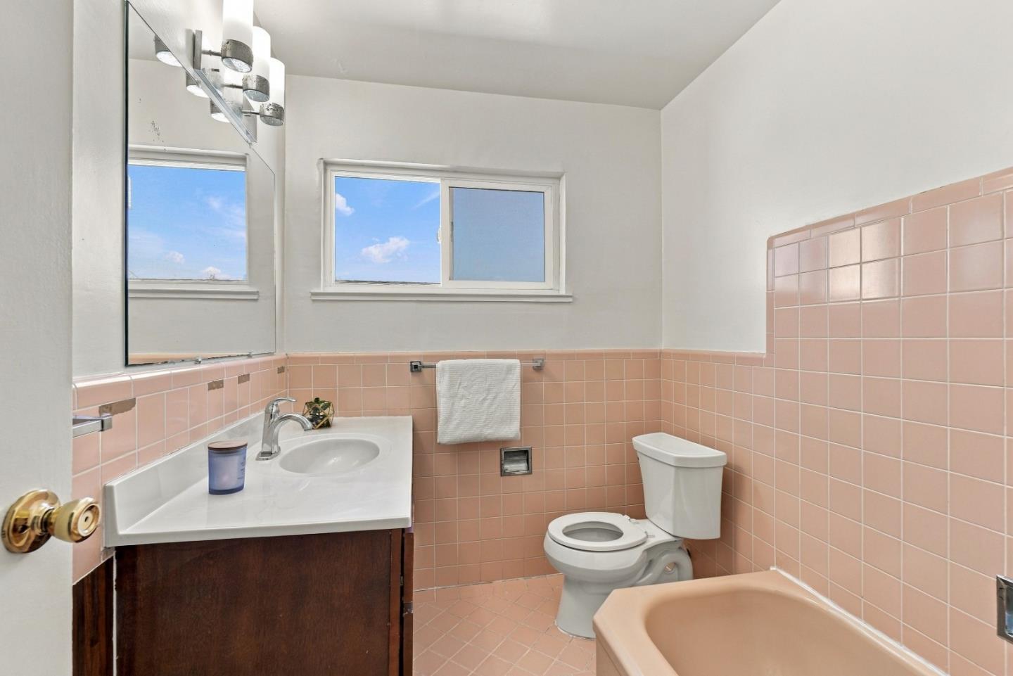168 Mirada Drive, DalyCity, CA 94015