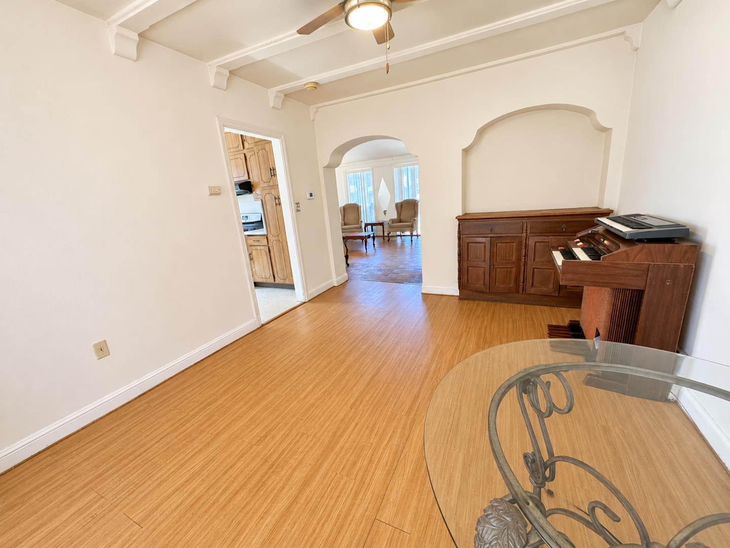 1126 Hollyburne Avenue, MenloPark, CA 94025