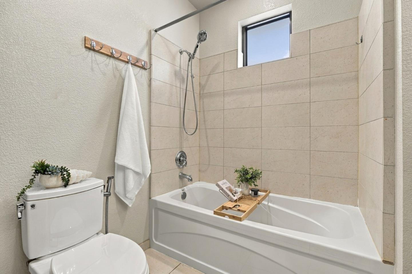 1395 Lick Avenue, SanJose, CA 95110