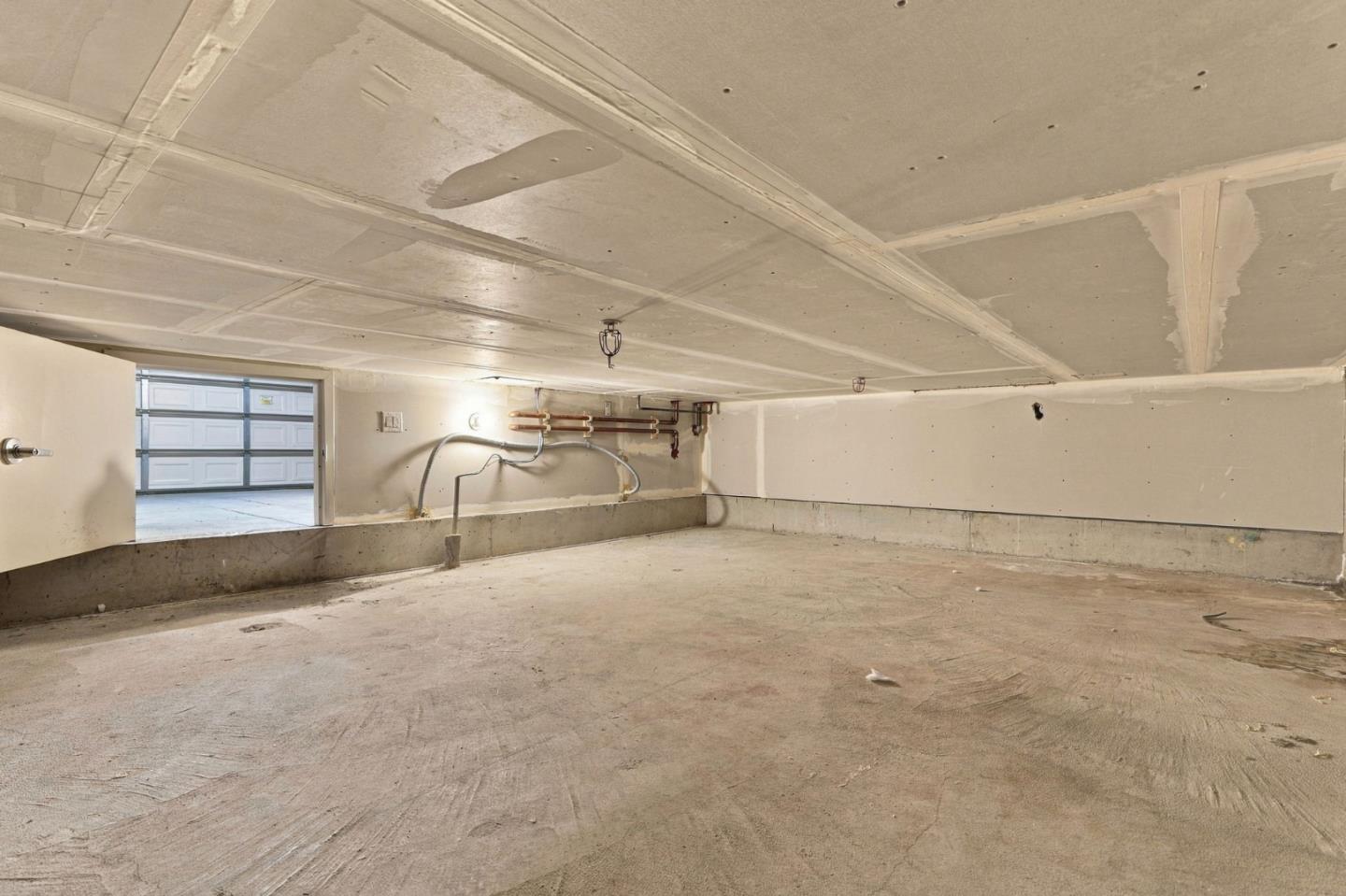 1395 Lick Avenue, SanJose, CA 95110