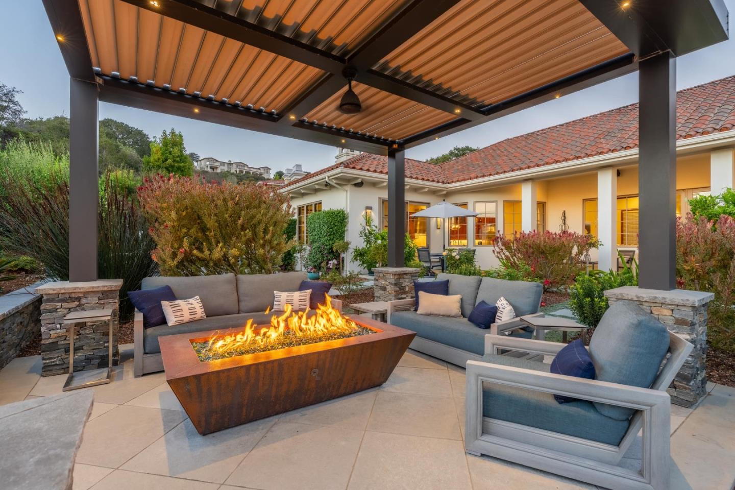 706 Tesoro Road, Monterey, CA 93940