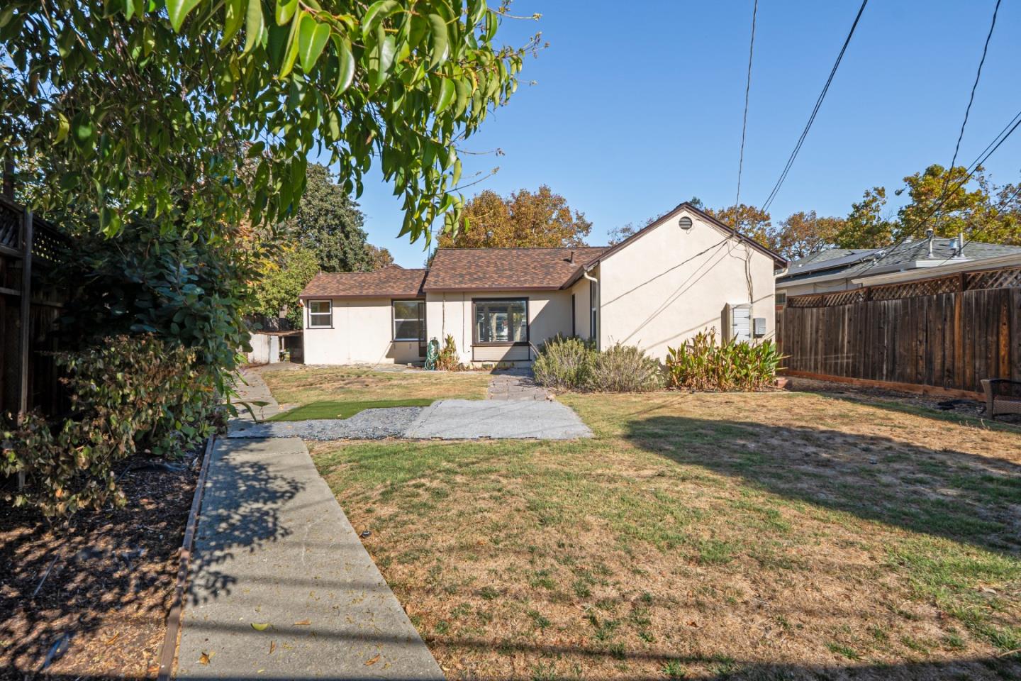 1712 Anamor Street, RedwoodCity, CA 94061