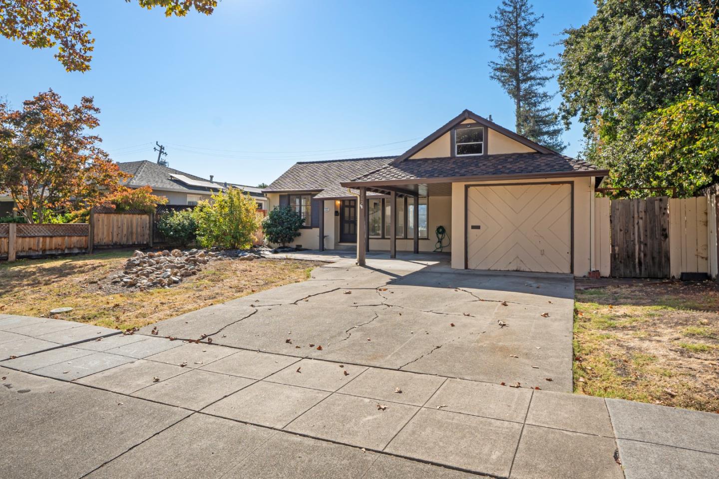 1712 Anamor Street, RedwoodCity, CA 94061
