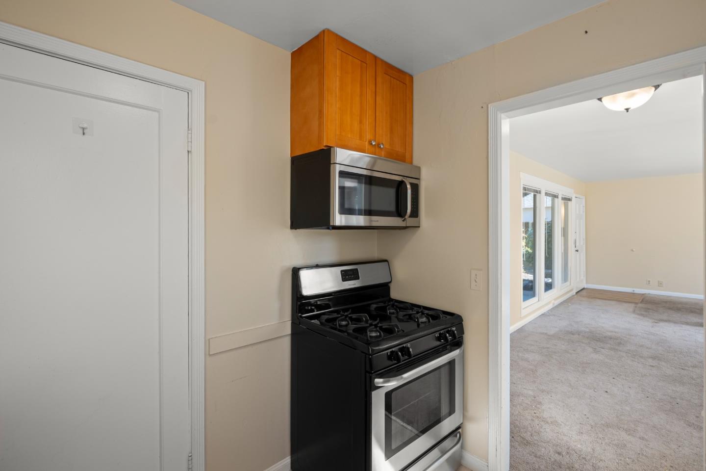 1712 Anamor Street, RedwoodCity, CA 94061