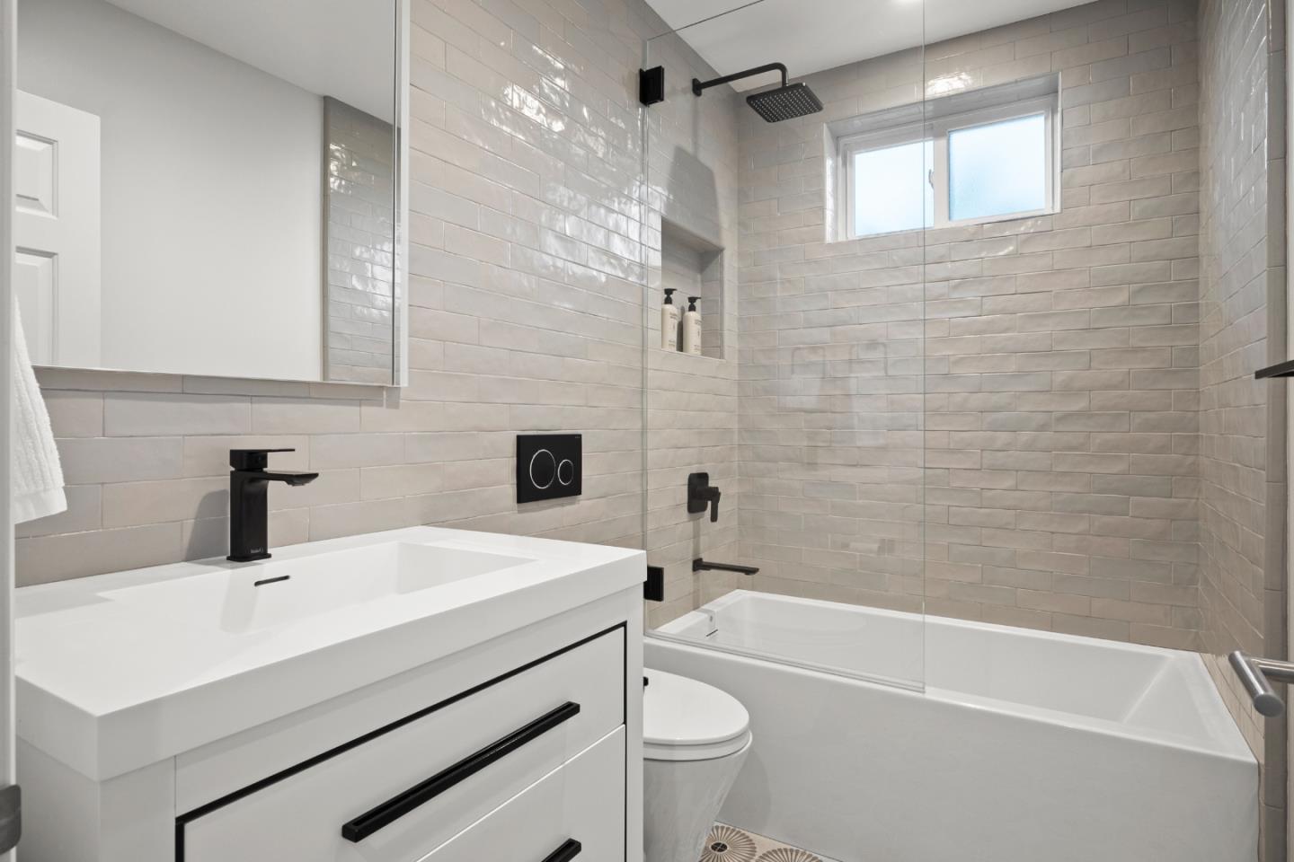 610 Lakeview Way, RedwoodCity, CA 94062
