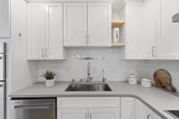 601 Leahy Street, #301, RedwoodCity, CA 94061