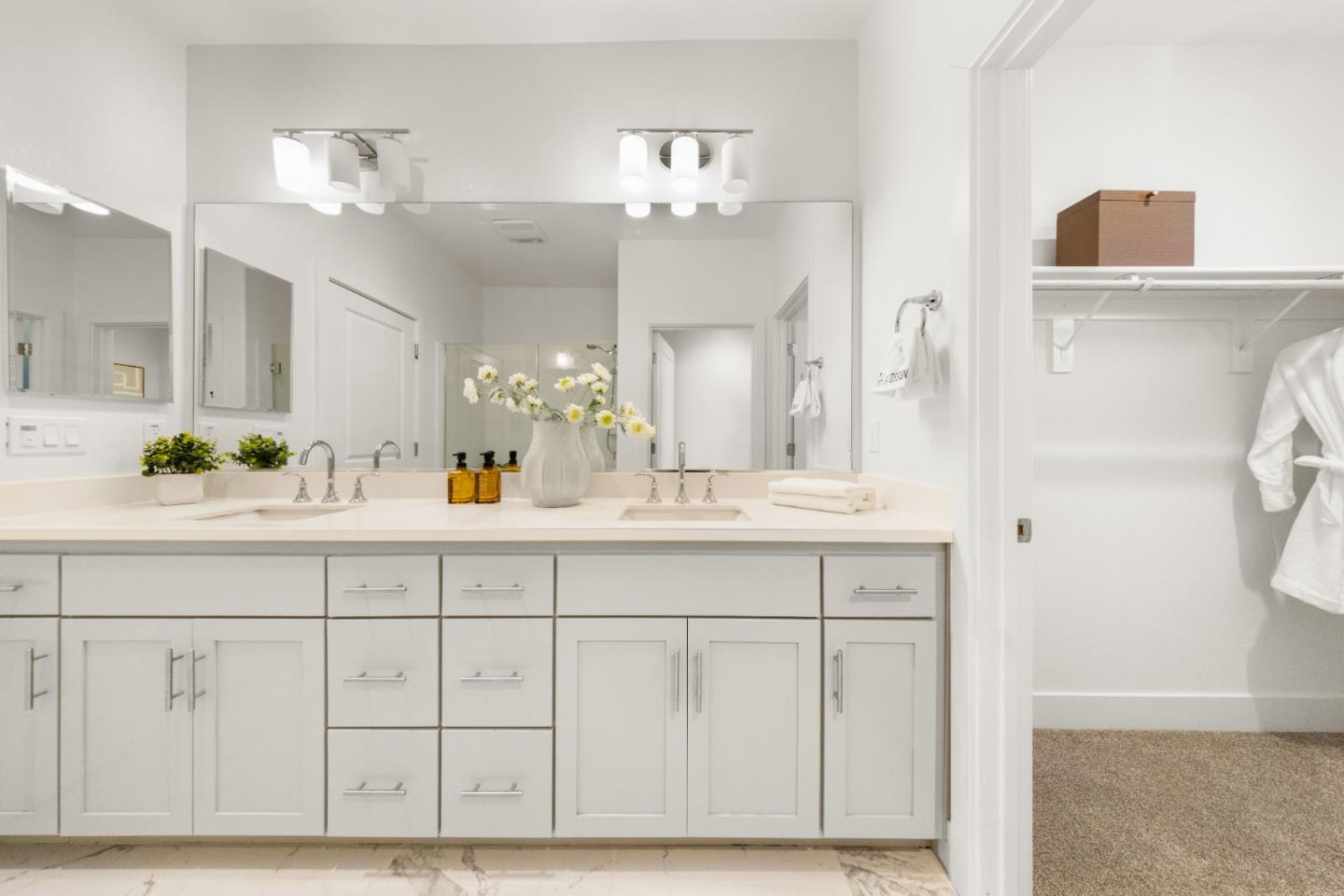 3818 Pyramid Way, MountainView, CA 94043