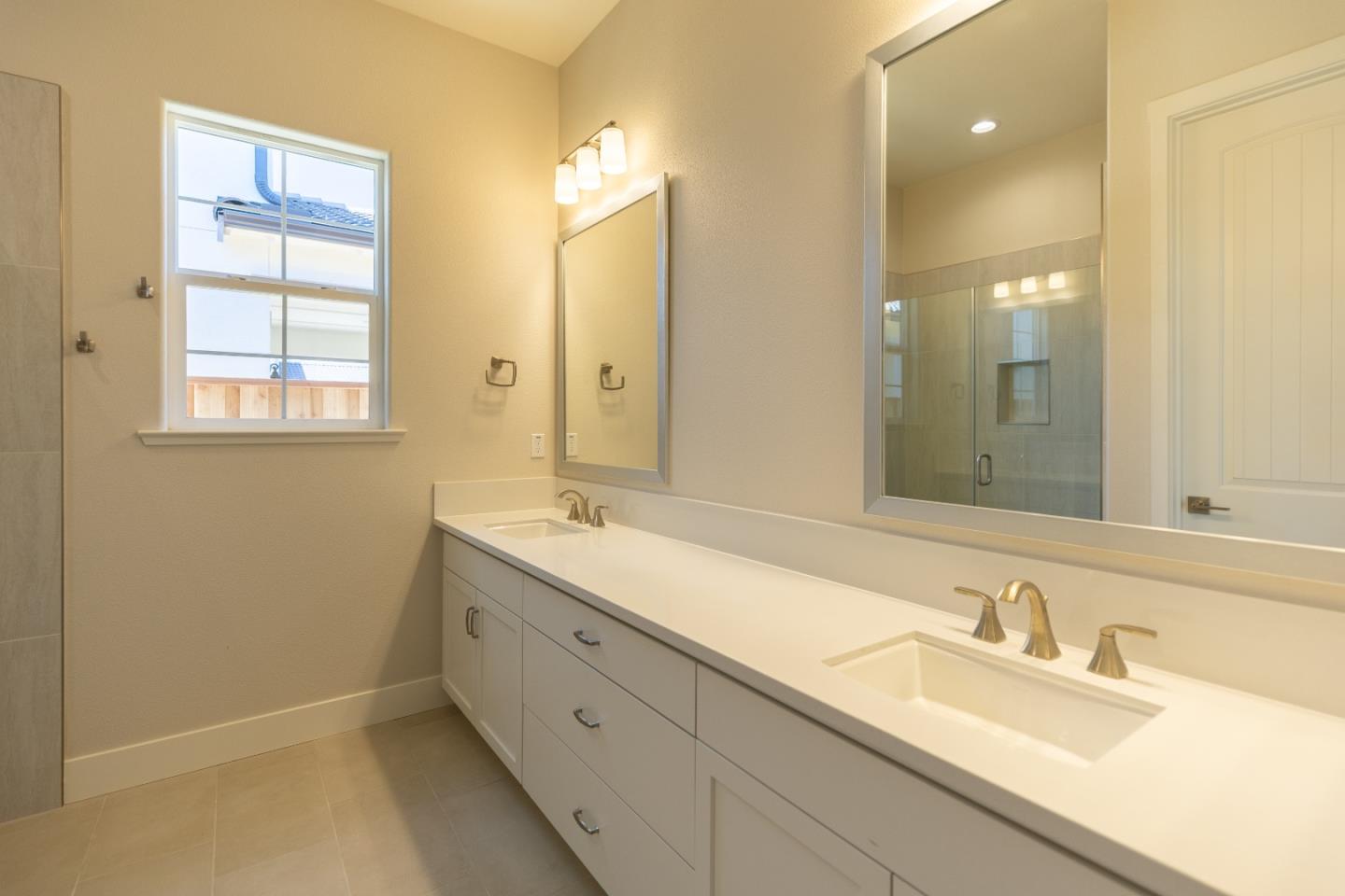 621 Santa Lucia Way, Marina, CA 93933