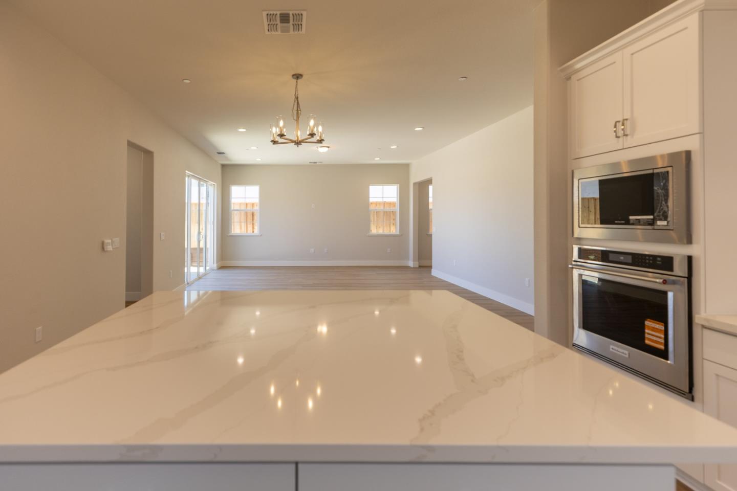 621 Santa Lucia Way, Marina, CA 93933