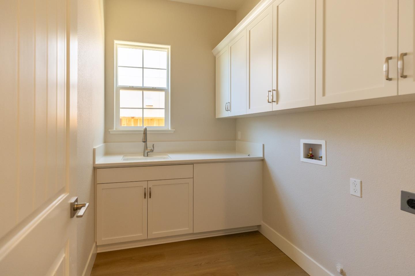 621 Santa Lucia Way, Marina, CA 93933