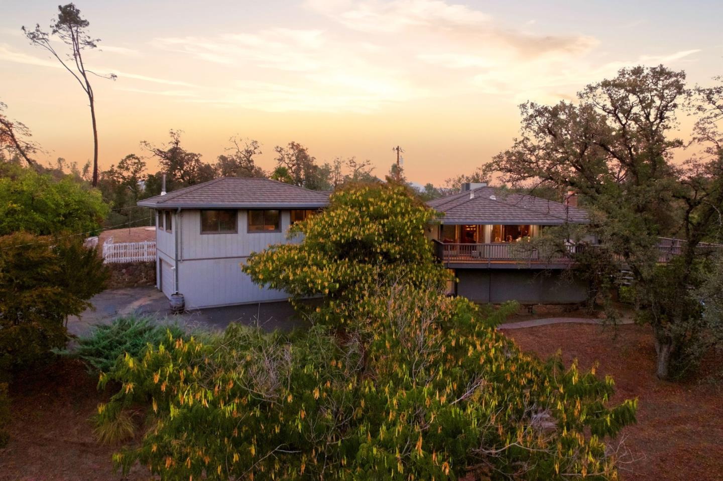 11620 Deschutes Road, BellaVista, CA 96008