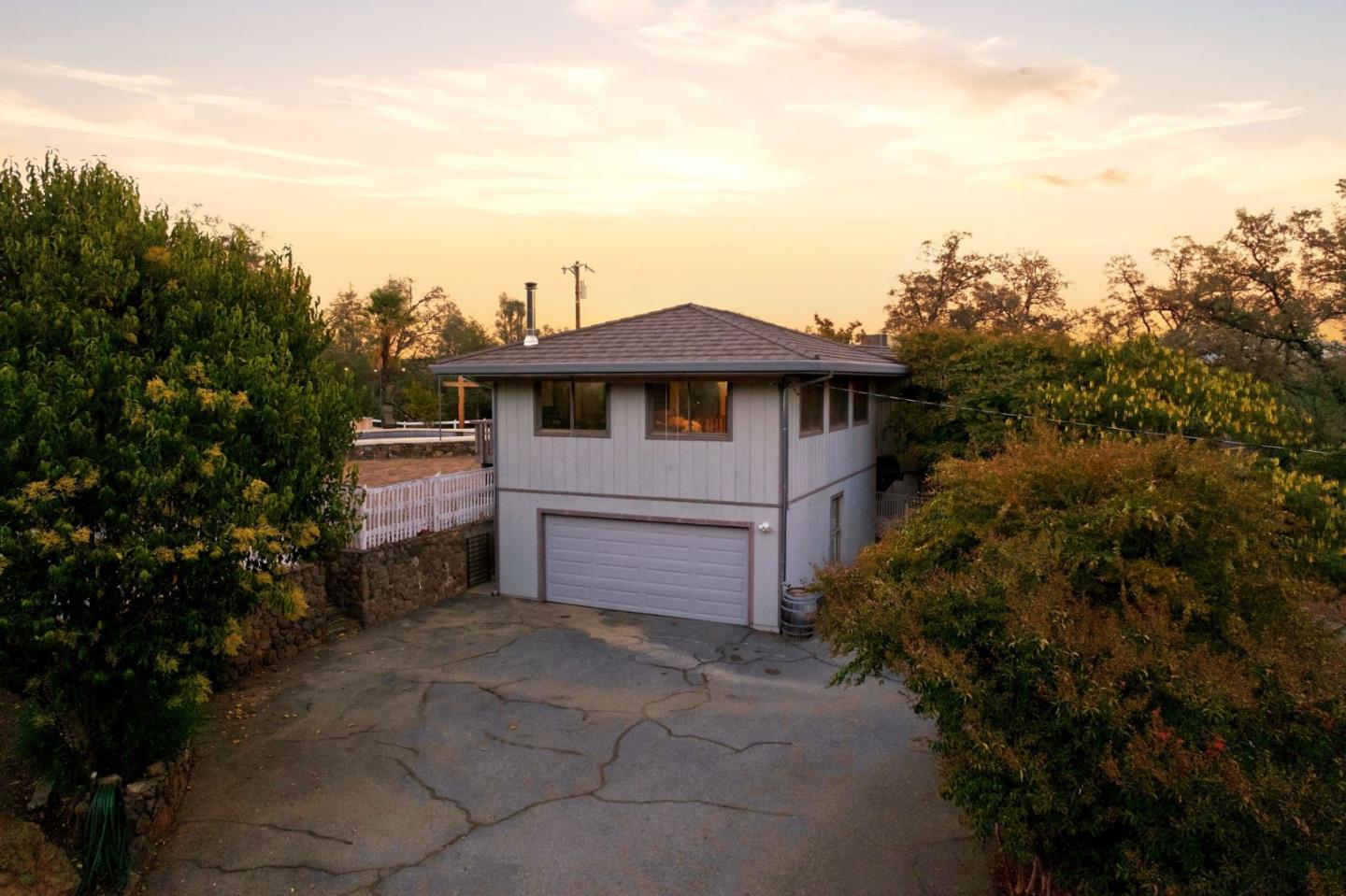 11620 Deschutes Road, BellaVista, CA 96008