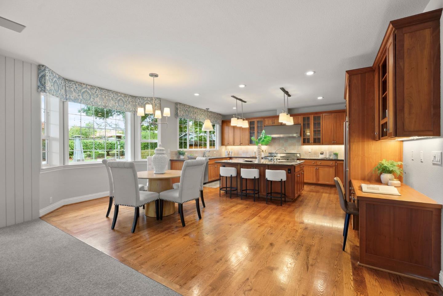 1335 Grant Road, LosAltos, CA 94024
