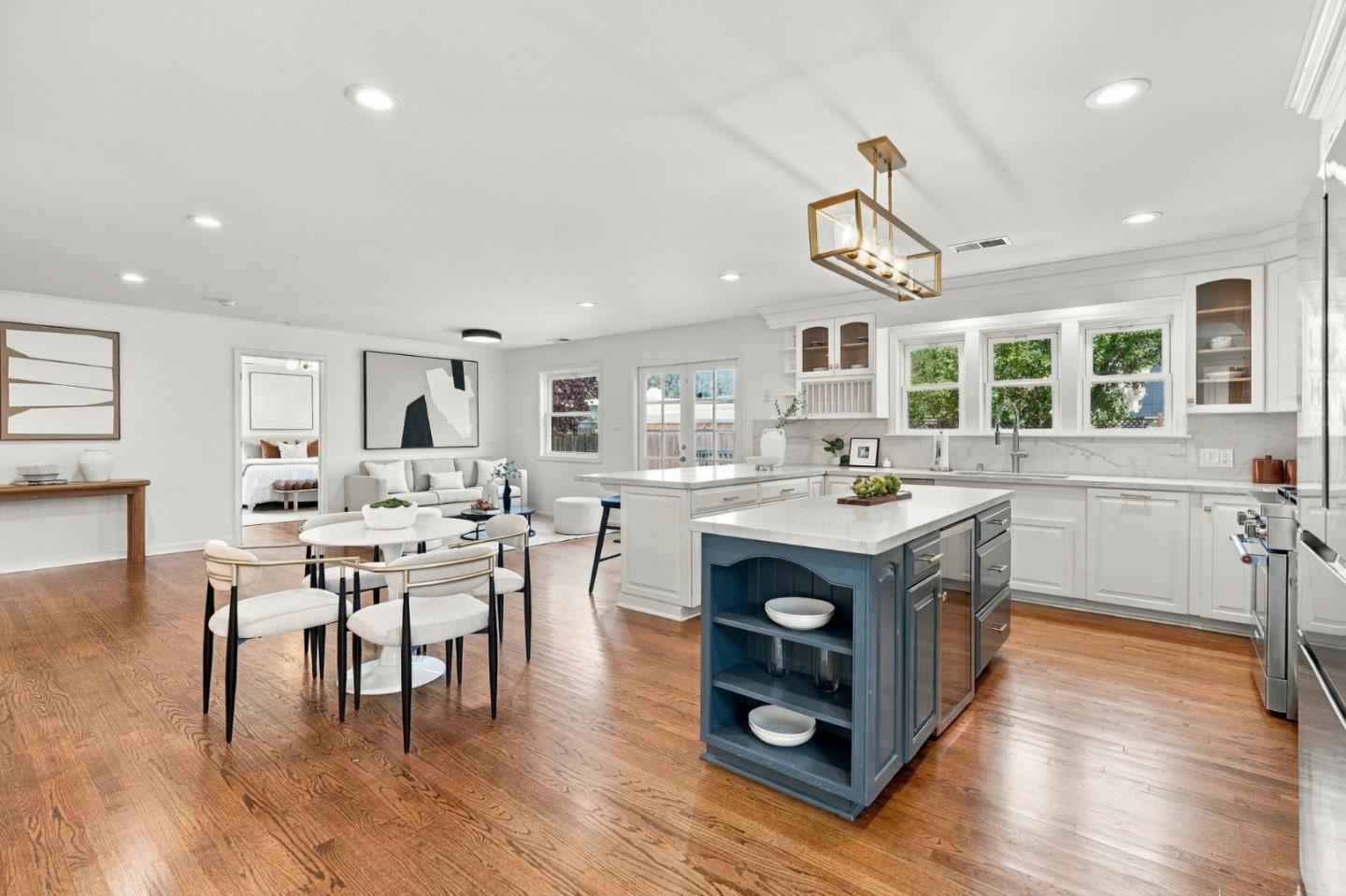 3739 Page Street, RedwoodCity, CA 94063
