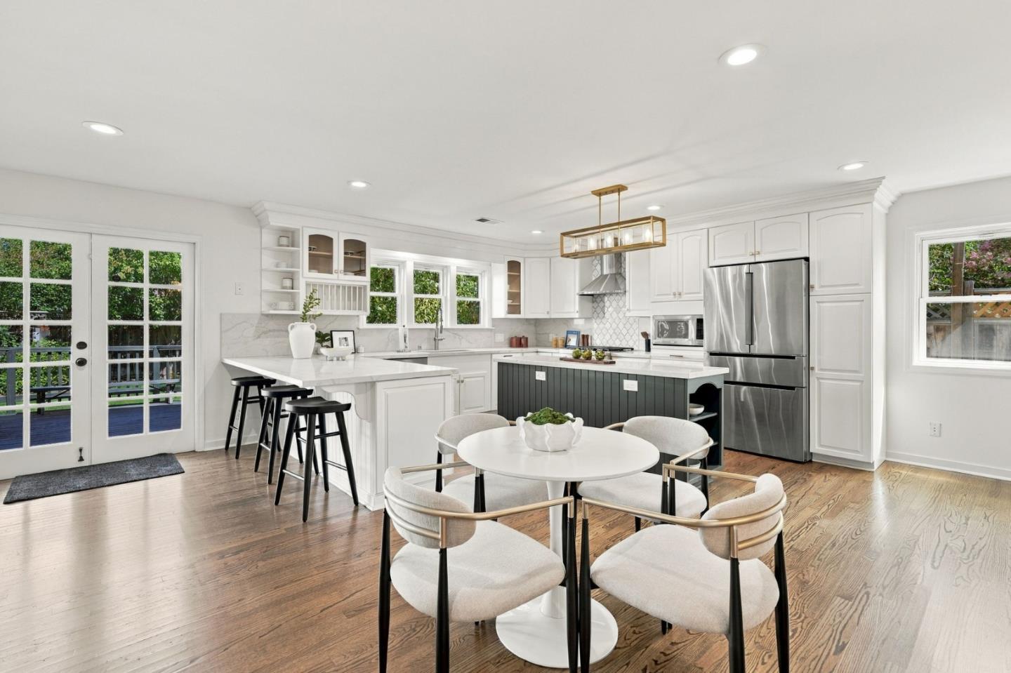 3739 Page Street, RedwoodCity, CA 94063