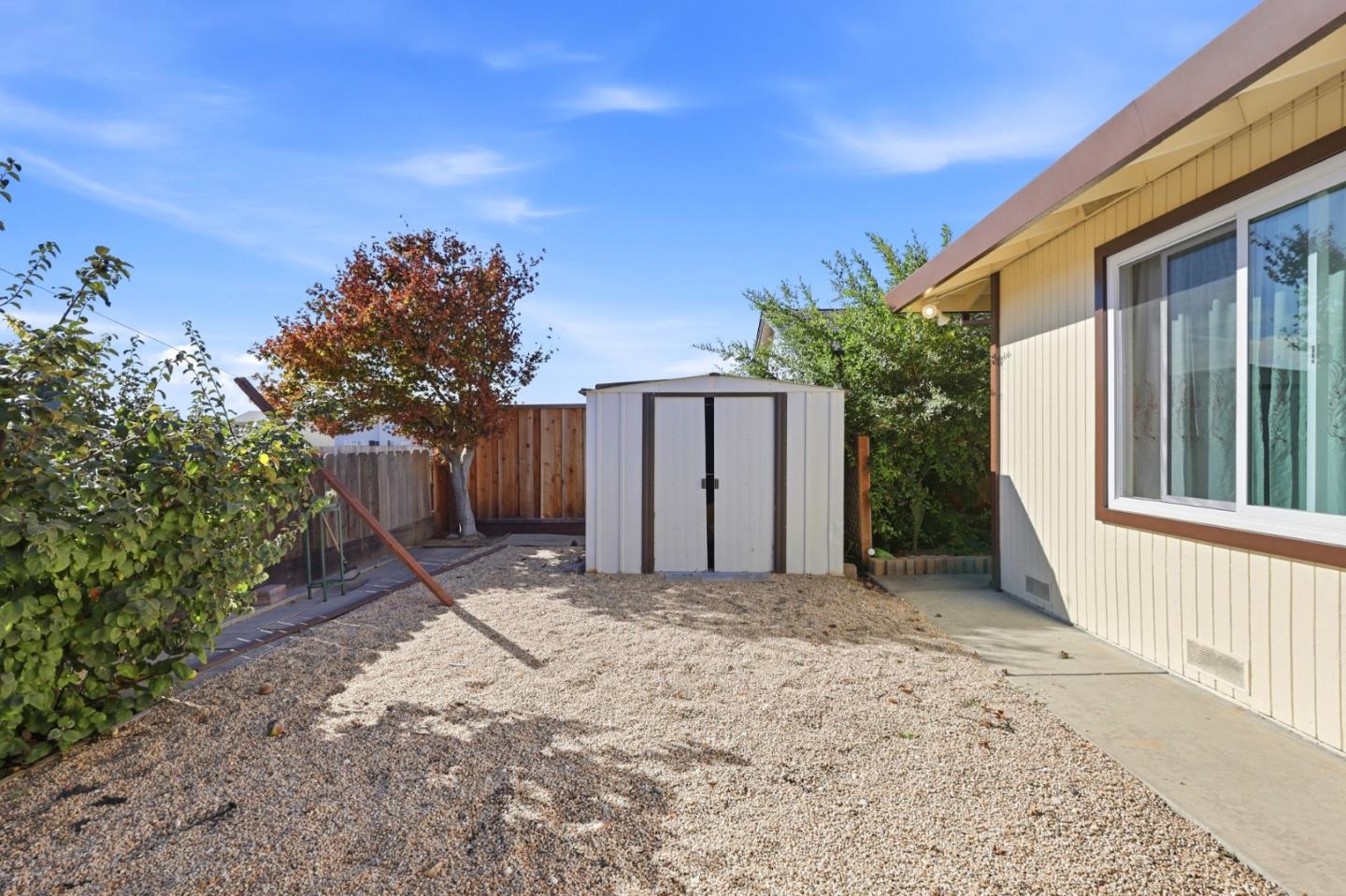 1987 Calistoga Drive, Hollister, CA 95023