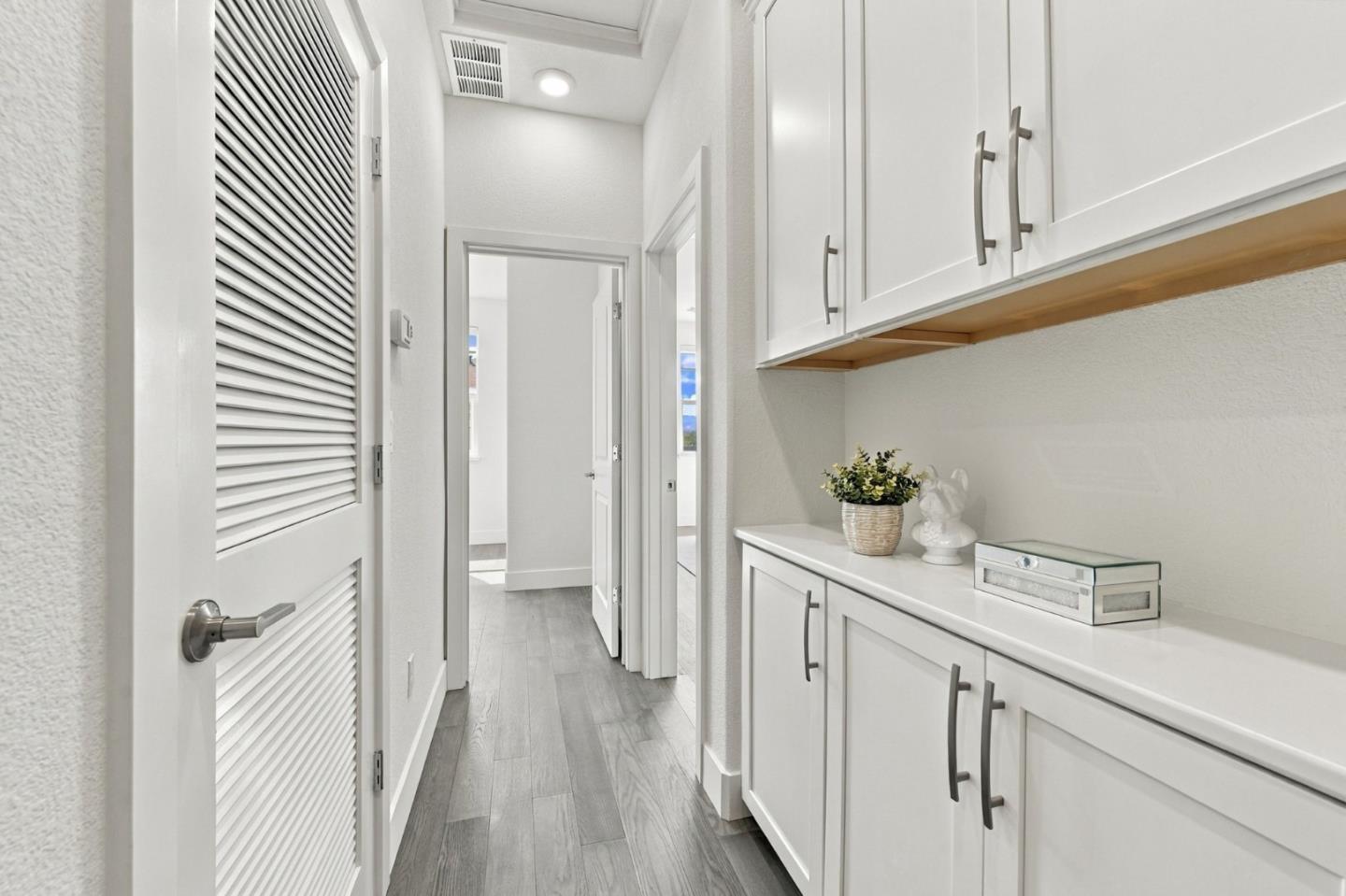 43 Tidal Way, SanMateo, CA 94401