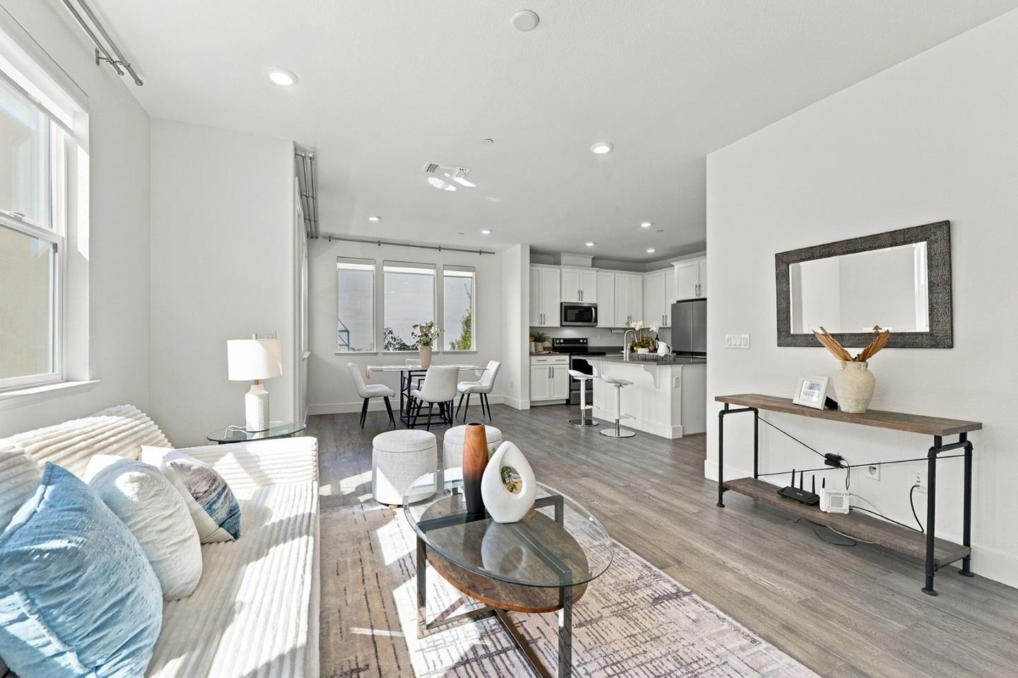 43 Tidal Way, SanMateo, CA 94401