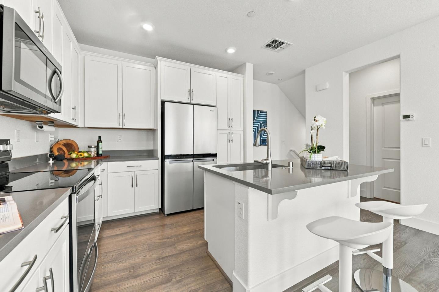 43 Tidal Way, SanMateo, CA 94401